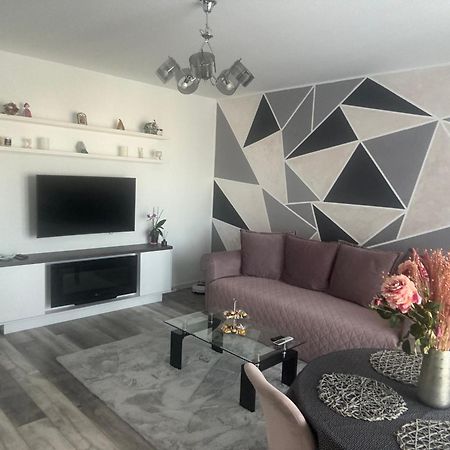 Ferienwohnung Magnific Oradea Exterior foto